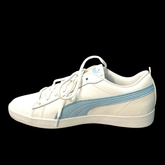 NWOT-PUMA Women's Vikky v3 Leather White and Light Blue Sneakers - Picture 7 of 15